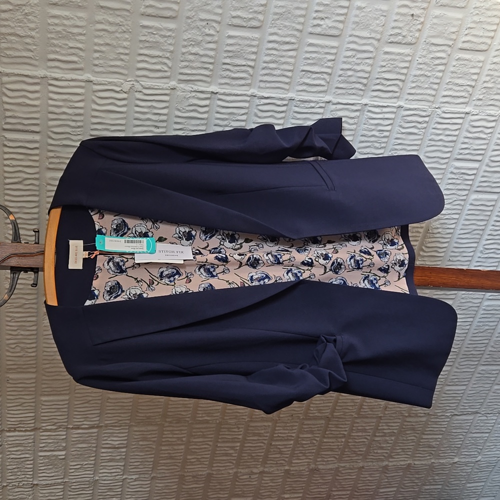 Skies are blue open faced blazer